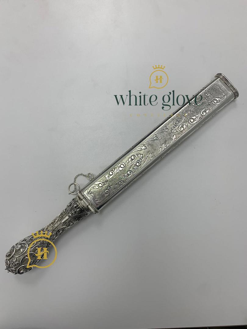 ANTIK KNIFE WITH HOLDER