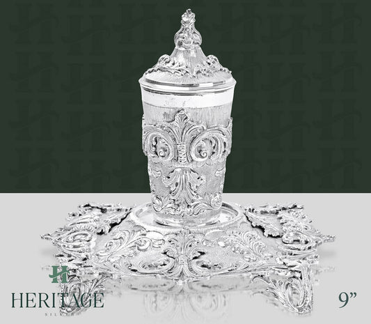 ROMANA BECHER ON LEGS