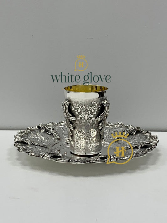 ROUND CHASED BECHER SET